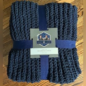 NWT Scott Living Chenille Rib Navy Blue Decorative Throw